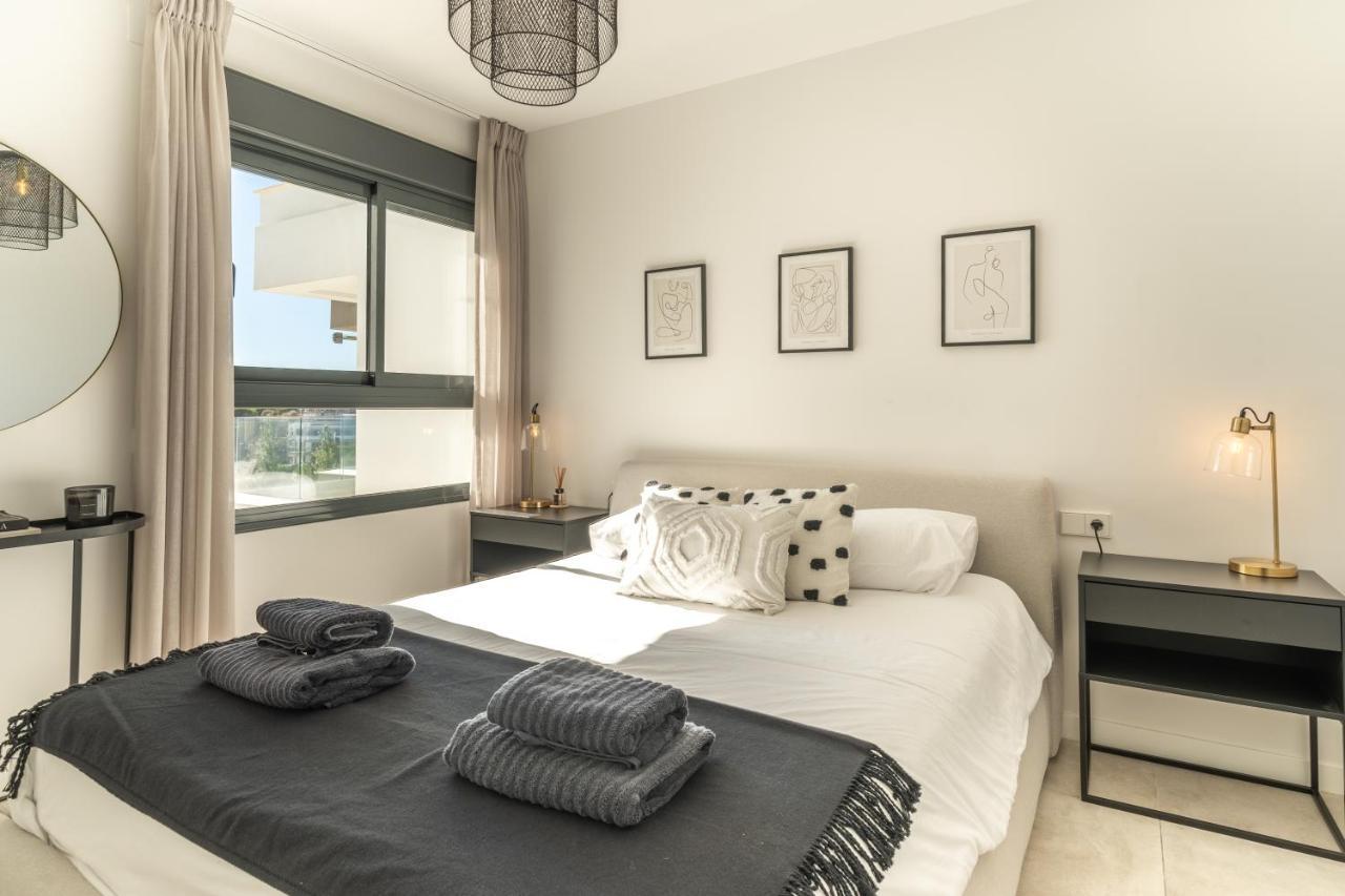 Ar 17 South Bay Lägenhet Estepona Exteriör bild
