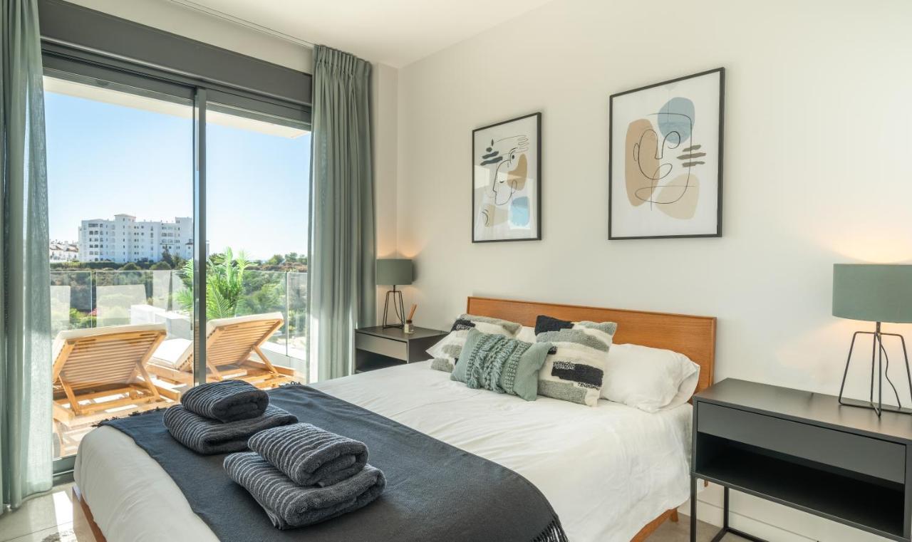 Ar 17 South Bay Lägenhet Estepona Exteriör bild